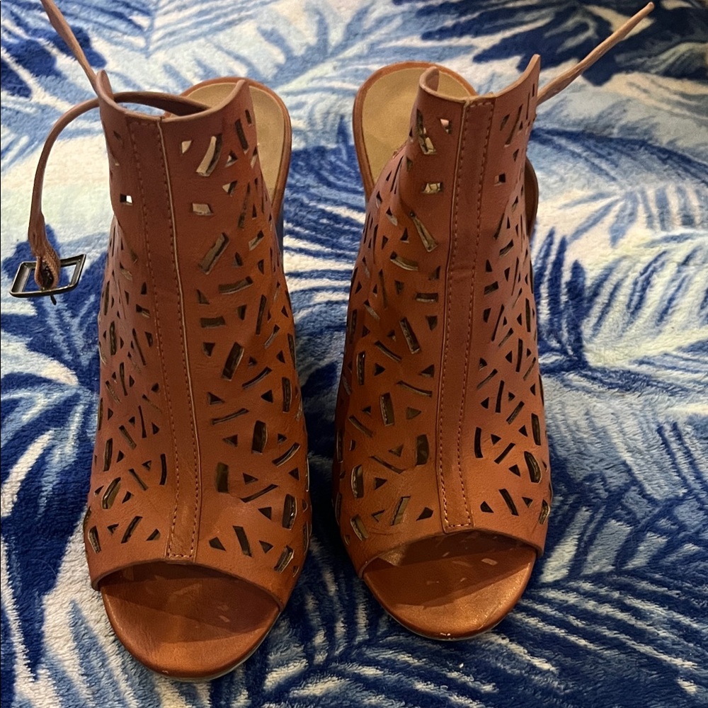 BAMBOO Tan Cutout Peep-Toe Heels
